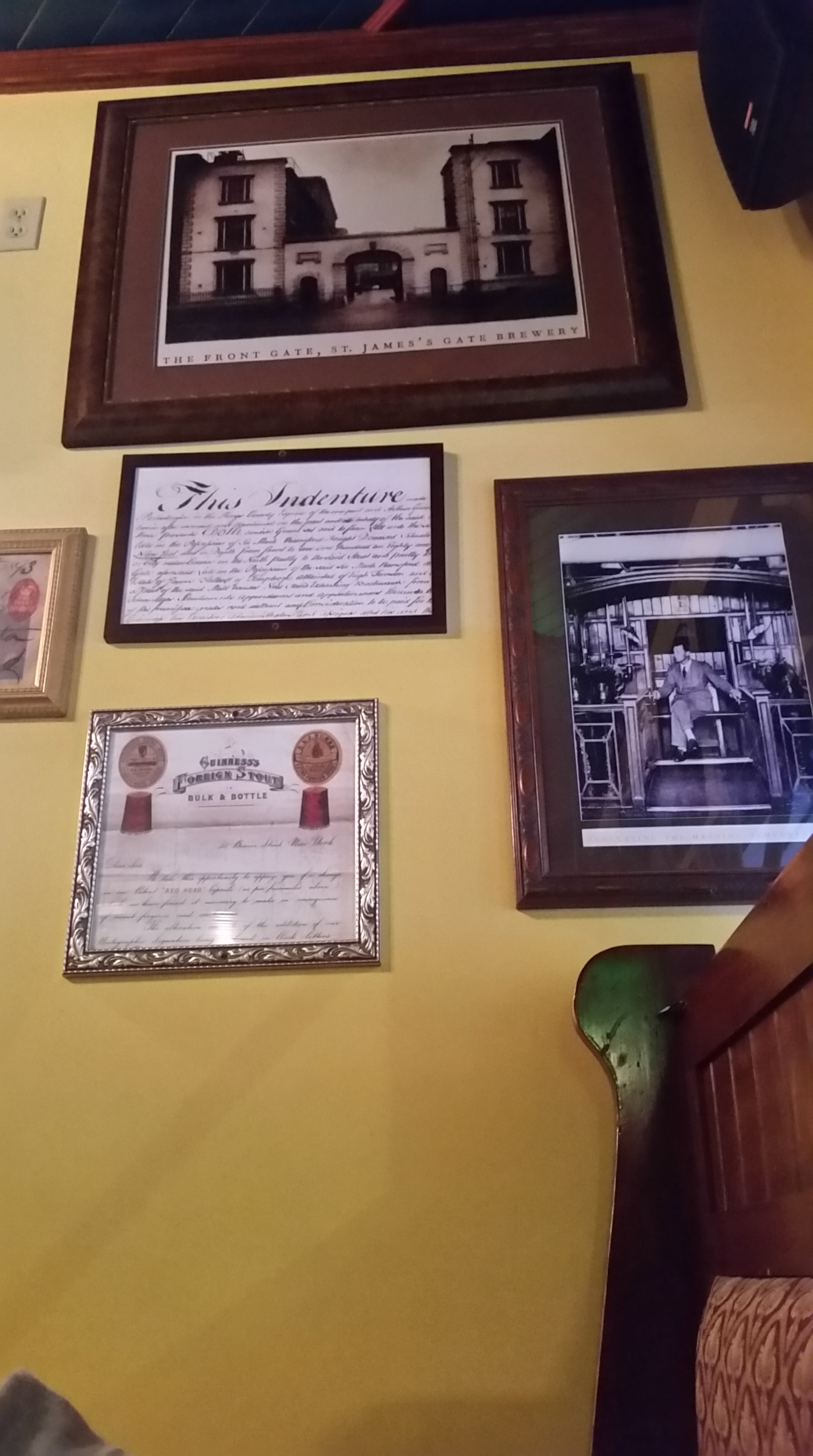 st-james-pub-detail.jpg.jpg