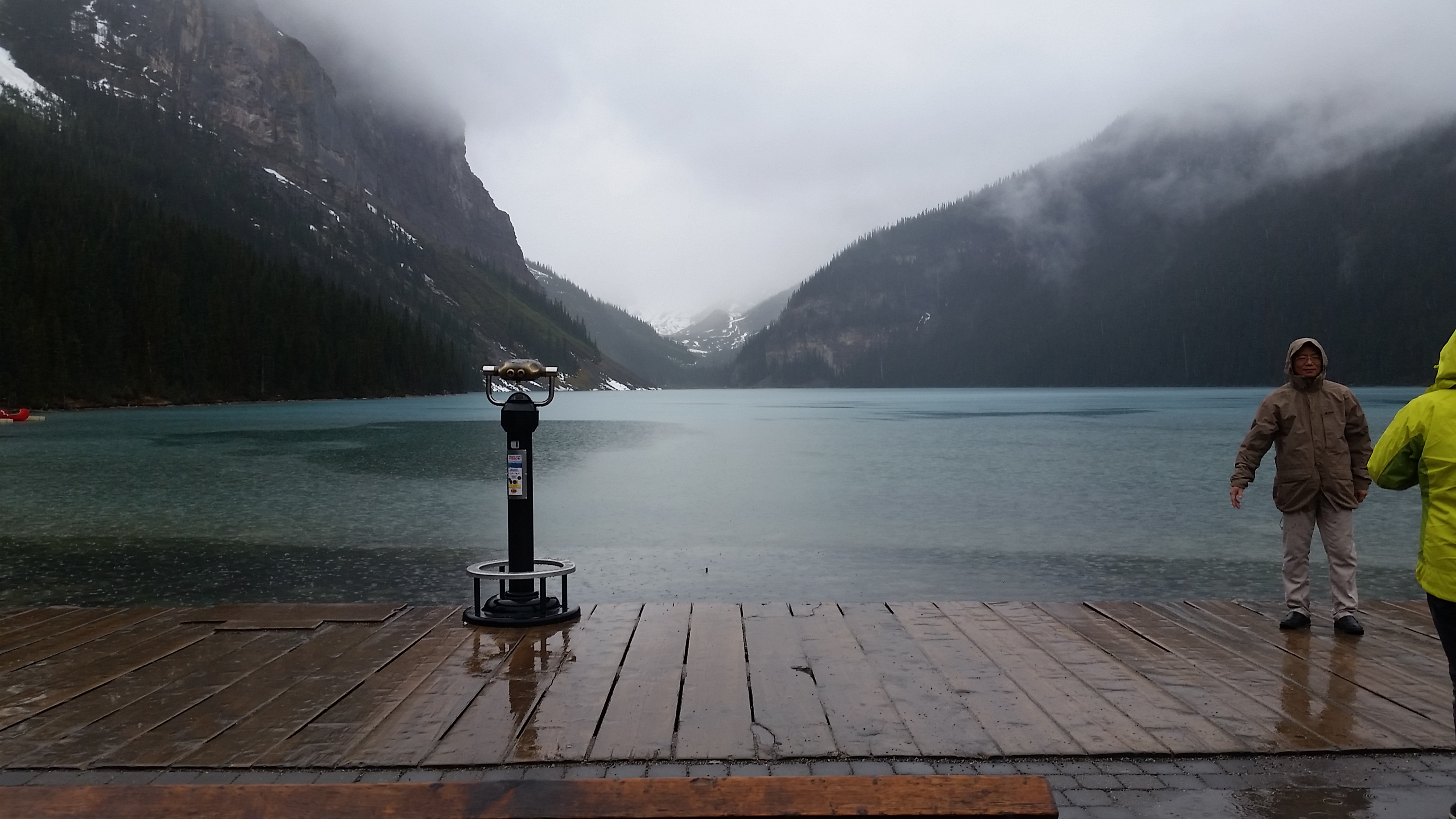 Lake Louise fog.jpg image