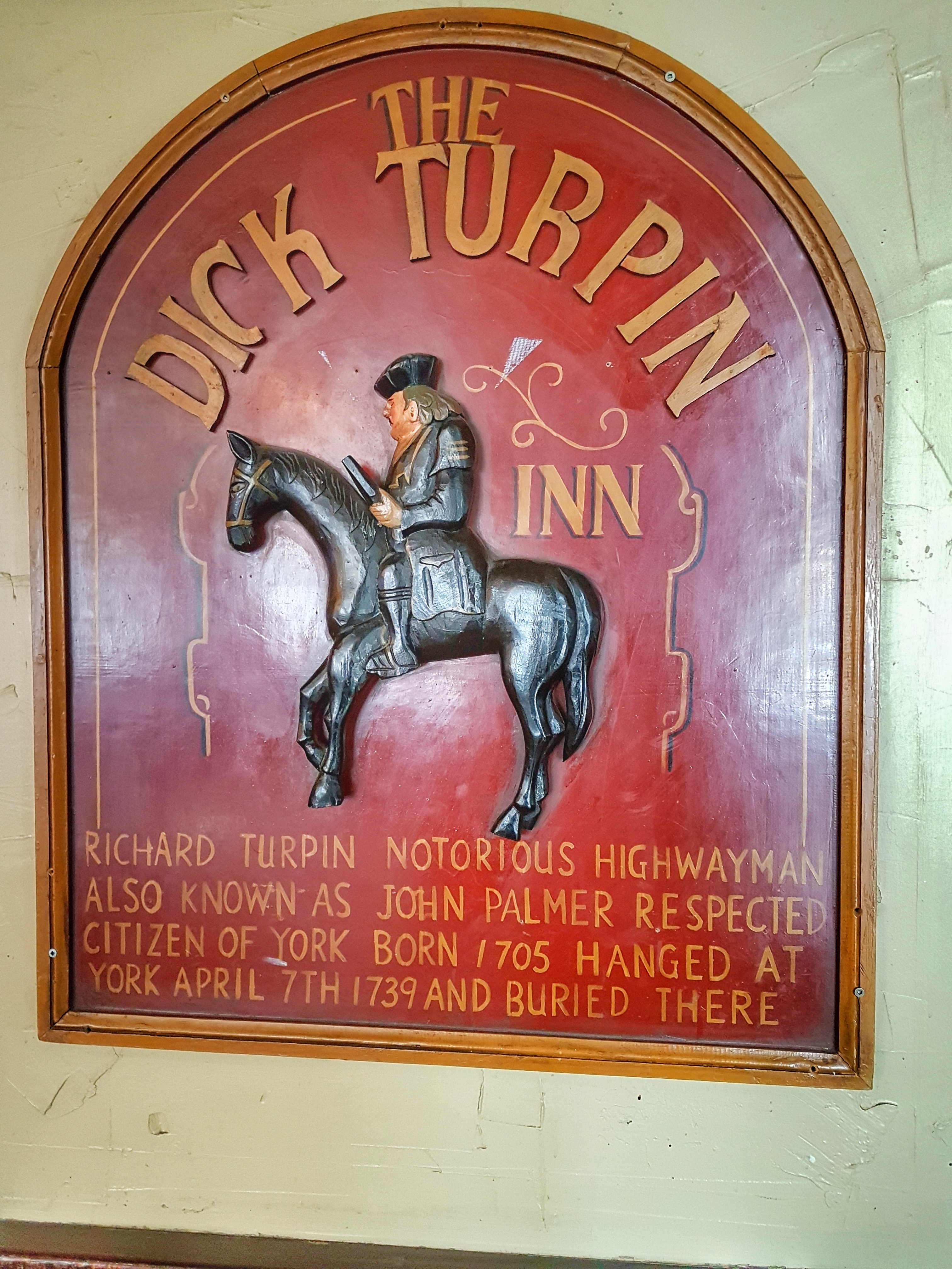 Banff Rose and Crown Turpin Sign