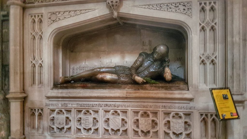 Southwark Cathedral's Shakespeare Memorial with Sam Wanamaker plaque