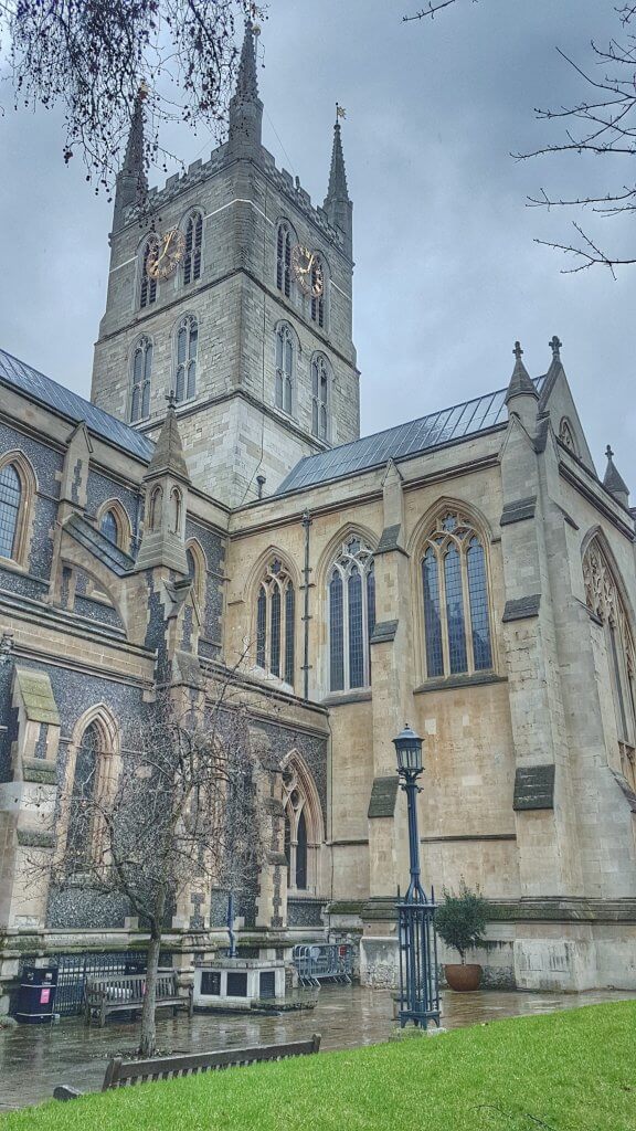 Southwark Cathedral exterior 2