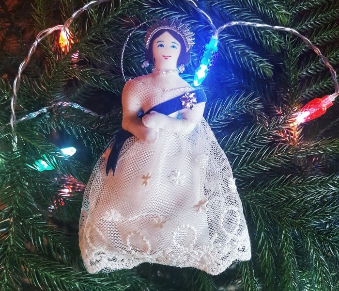 Ornament of the Day: Young Queen Victoria