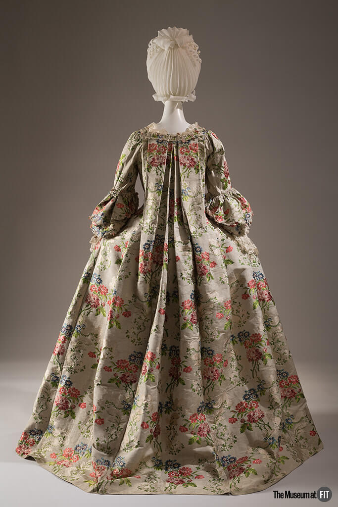 Robe à la française