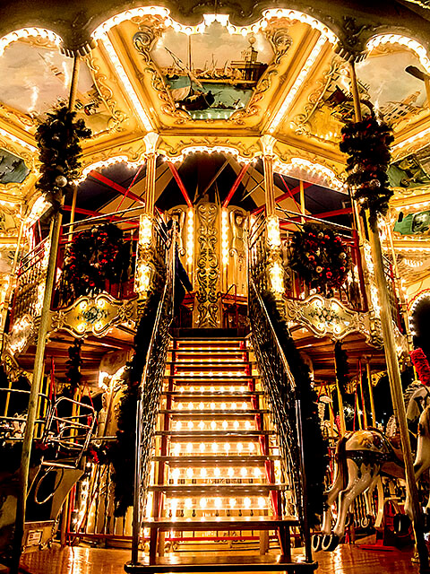 Venetian Carousel at Edinburgh Christmas Market