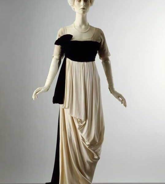 Style History: Lucile
