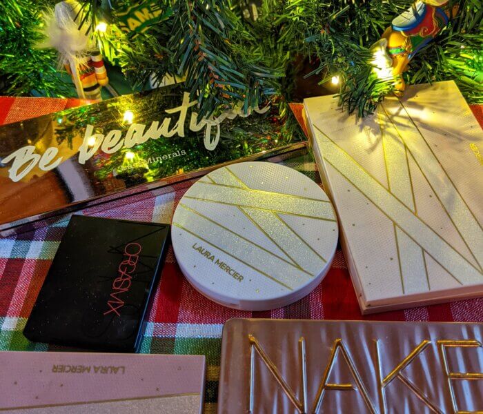 3 Tricks for Buying Holiday Makeup Sets