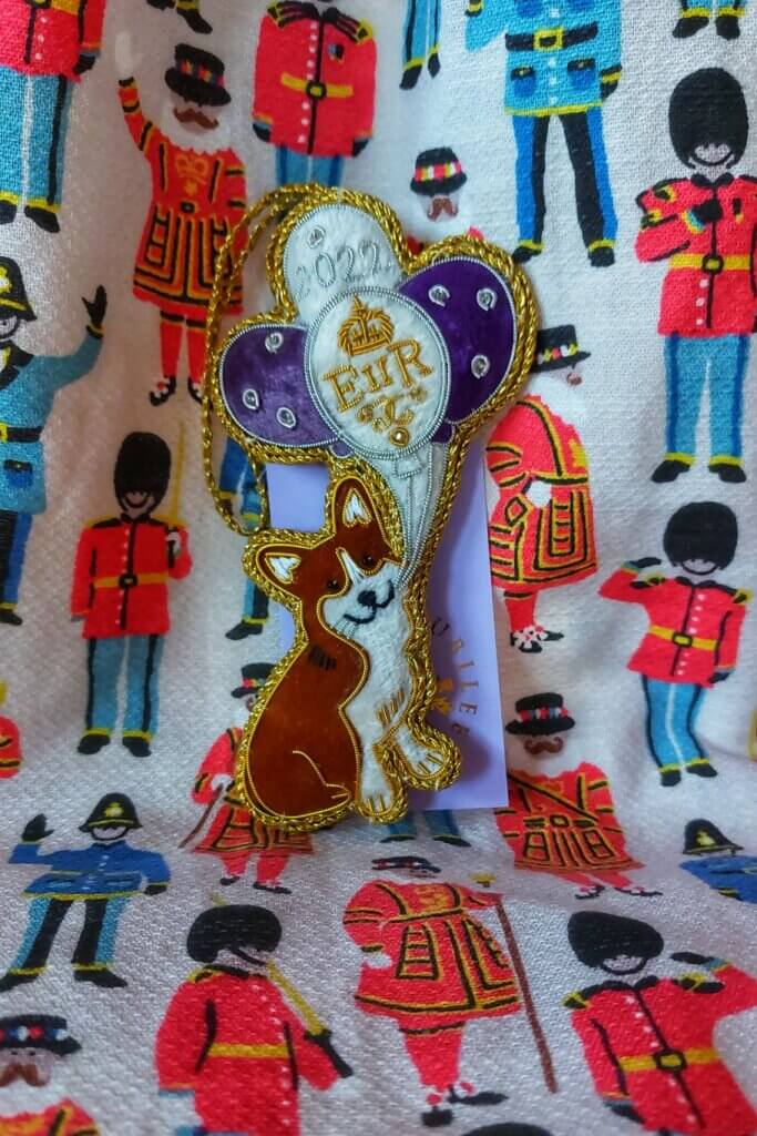 RCT Corgi Platinum Jubilee decoration