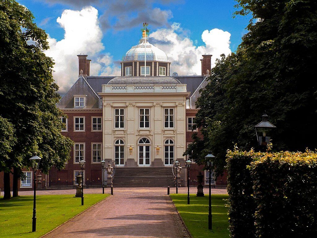 Huis ten Borsch palace