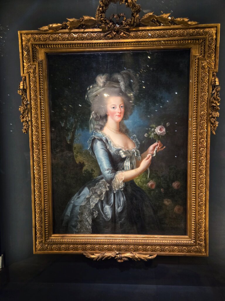 Marie Antoinette a la rose